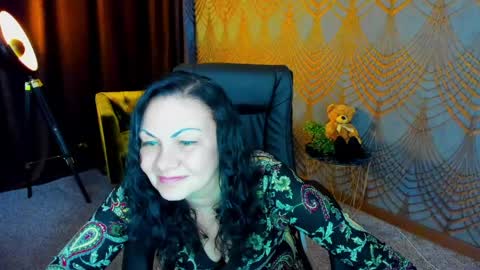 Snapshot of irissmoon1 chatting on April 14, 6:08 am Iris online show from April 14, 6:08 am