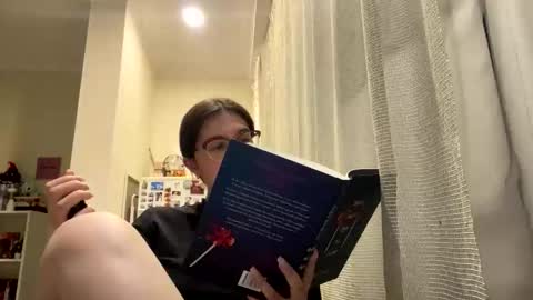 irisss31 online show from March 26, 7:41 pm