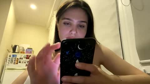 irisss31 online show from May 9, 6:35 pm