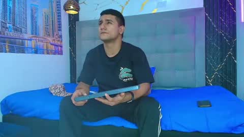 Snapshot of iron_king7 chatting on July 18, 12:31 pm Iron king online show from July 18, 12:31 pm