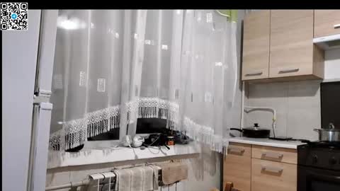 Anton online show from May 14, 6:58 pm