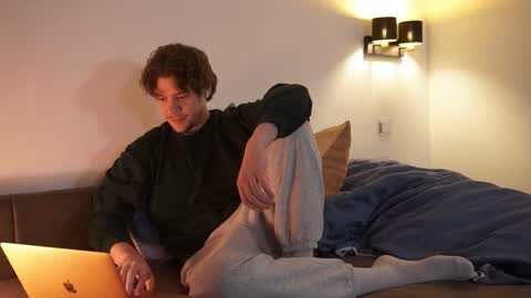 Sam online show from November 24, 10:53 pm