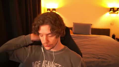 Sam online show from February 23, 10:29 pm