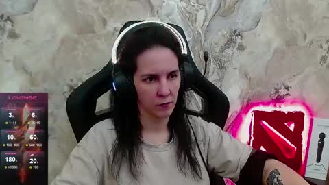 Irwi Tomboy online show from April 18, 6:12 pm