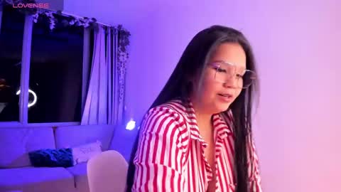 Snapshot of isa__rose chatting on October 2, 9:49 am isa rose online show from October 2, 9:49 am