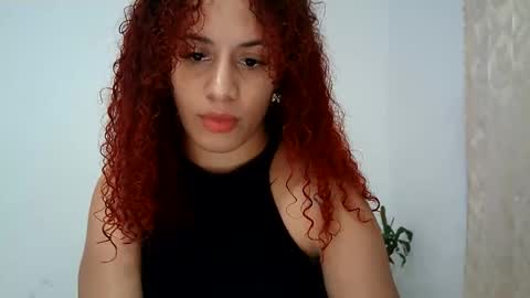 Snapshot of isa_bellaxx23 chatting on January 11, 10:59 pm isa_bellaxx23 online show from January 11, 10:59 pm