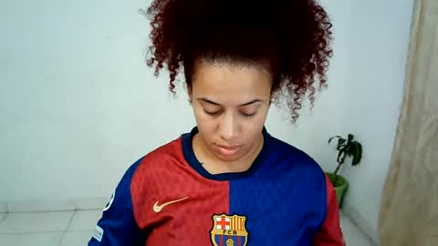 Snapshot of isa_bellaxx23 chatting on July 2, 4:07 am isa_bellaxx23 online show from July 2, 4:07 am