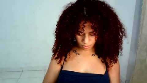Snapshot of isa_bellaxx23 chatting on July 4, 1:34 am isa_bellaxx23 online show from July 4, 1:34 am