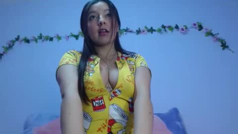 Snapshot of isa_jones1 chatting on February 2, 6:26 am isa_jones1 online show from February 2, 6:26 am
