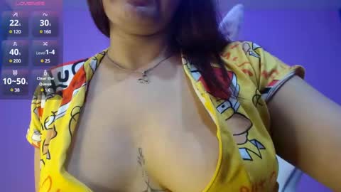 Snapshot of isa_jones1 chatting on February 25, 4:35 am isa_jones1 online show from February 25, 4:35 am