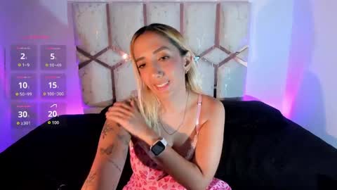 isa_klein online show from May 9, 5:12 am