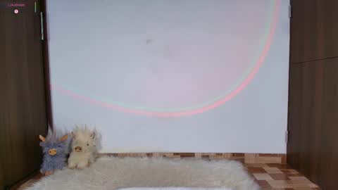Isabella Laurentt  online show from May 23, 12:16 am