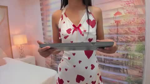    online show from October 5, 11:08 am