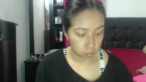 Snapshot of isa_mey chatting on December 23, 2:13 am Isa online show from December 23, 2:13 am