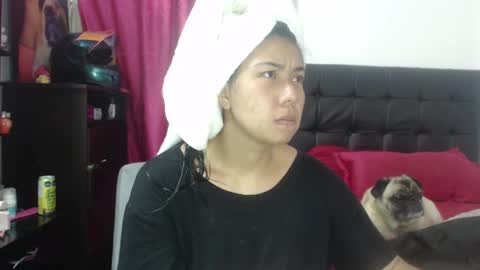 Snapshot of isa_mey chatting on February 19, 2:23 am Isa online show from February 19, 2:23 am