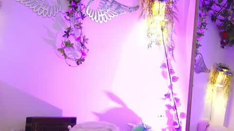 Isabella        online show from November 30, 6:12 pm