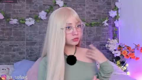 isa_sofia1 online show from July 16, 6:58 pm