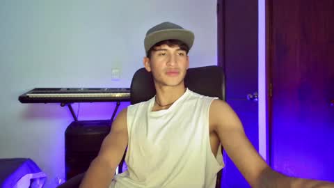 isaac online show from December 14, 7:29 am