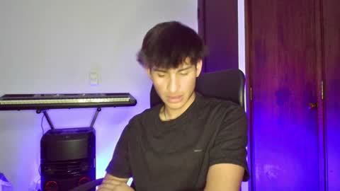 isaac online show from December 20, 6:08 am