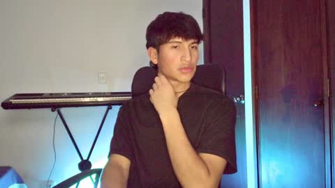 isaac online show from December 26, 4:32 am