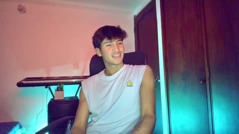 isaac online show from January 3, 4:33 am