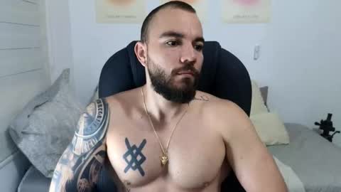 Isaac carter online show from October 4, 11:08 am