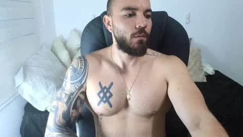 Isaac carter online show from October 28, 11:03 am