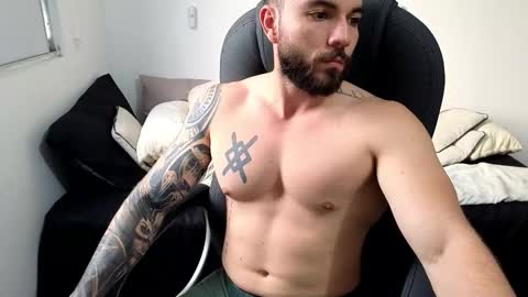 Isaac carter online show from March 6, 10:50 pm