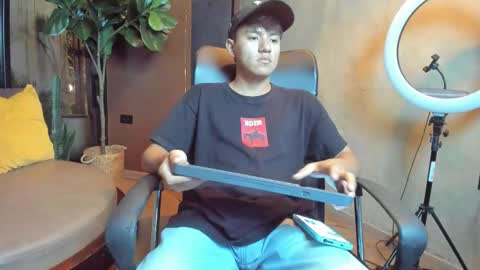 isaac_grimm online show from February 5, 3:11 am