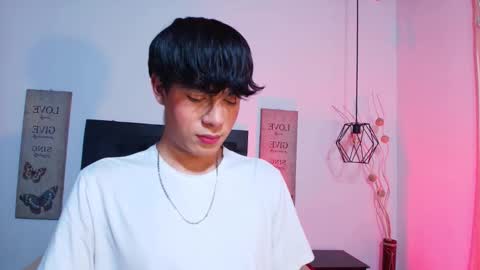 Isaac Kurtt online show from November 21, 7:56 pm