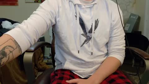 isaac online show from October 6, 12:35 pm