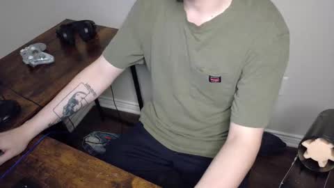 isaac online show from April 2, 10:35 am