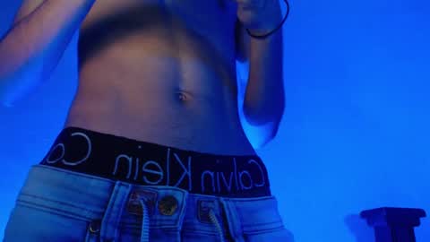 Snapshot of isaaclatino chatting on December 2, 3:26 am isaac online show from December 2, 3:26 am