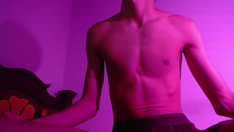 Snapshot of isaaclatino chatting on January 5, 6:56 am isaac online show from January 5, 6:56 am