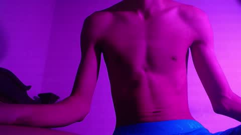 Snapshot of isaaclatino chatting on January 13, 12:51 am isaac online show from January 13, 12:51 am