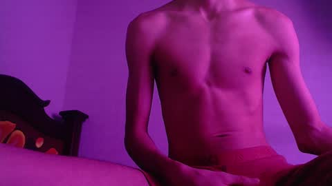 Snapshot of isaaclatino chatting on January 16, 4:07 am isaac online show from January 16, 4:07 am