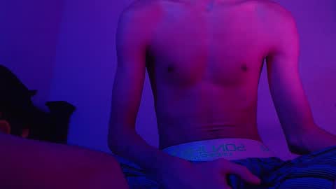 Snapshot of isaaclatino chatting on January 27, 3:26 am isaac online show from January 27, 3:26 am