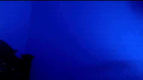 Snapshot of isaaclatino chatting on March 3, 3:41 am isaac online show from March 3, 3:41 am