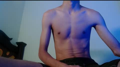 Snapshot of isaaclatino chatting on March 4, 4:30 pm isaac online show from March 4, 4:30 pm