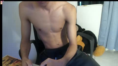 Snapshot of isaaclatino chatting on September 13, 11:59 pm isaac online show from September 13, 11:59 pm