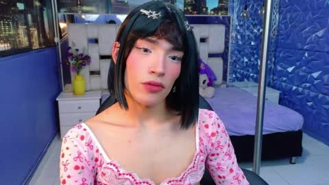 isaacnova online show from May 19, 8:26 pm
