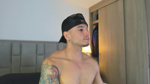 Isaac Surez online show from February 9, 5:28 pm