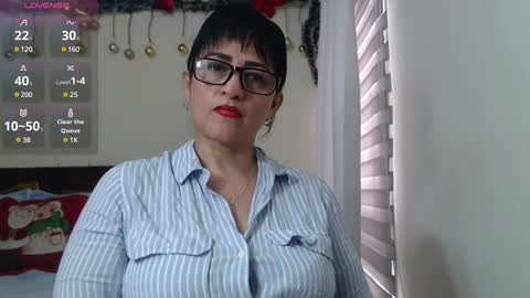 Isabeel Sofia online show from January 5, 3:02 pm