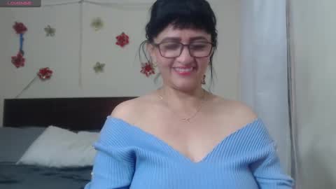 Isabeel Sofia online show from March 7, 10:43 pm
