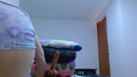 isabel online show from May 10, 6:57 pm