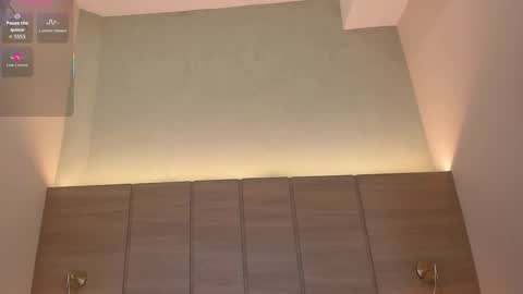 Snapshot of isabel_millher chatting on March 27, 8:26 am Isa online show from March 27, 8:26 am