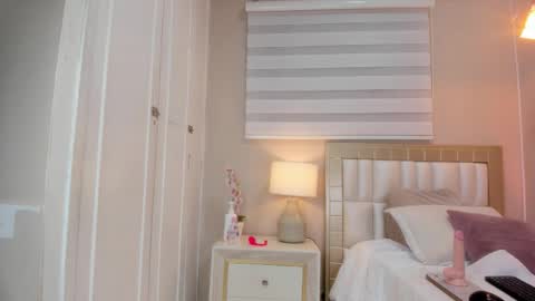 Snapshot of isabela__x chatting on March 13, 11:39 am isabela__x online show from March 13, 11:39 am