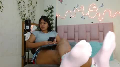 I S A online show from March 10, 1:27 pm