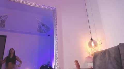 Snapshot of isabela_franco_ chatting on March 23, 11:47 am Isabela online show from March 23, 11:47 am