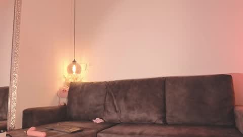 Snapshot of isabela_franco_ chatting on March 28, 11:43 am Isabela online show from March 28, 11:43 am